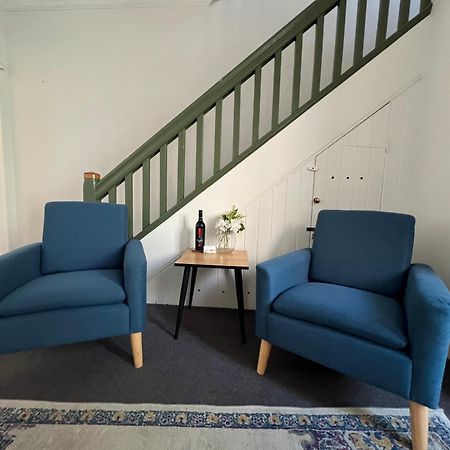 Discover The Rocks - Historical Terrace House Sydney Buitenkant foto